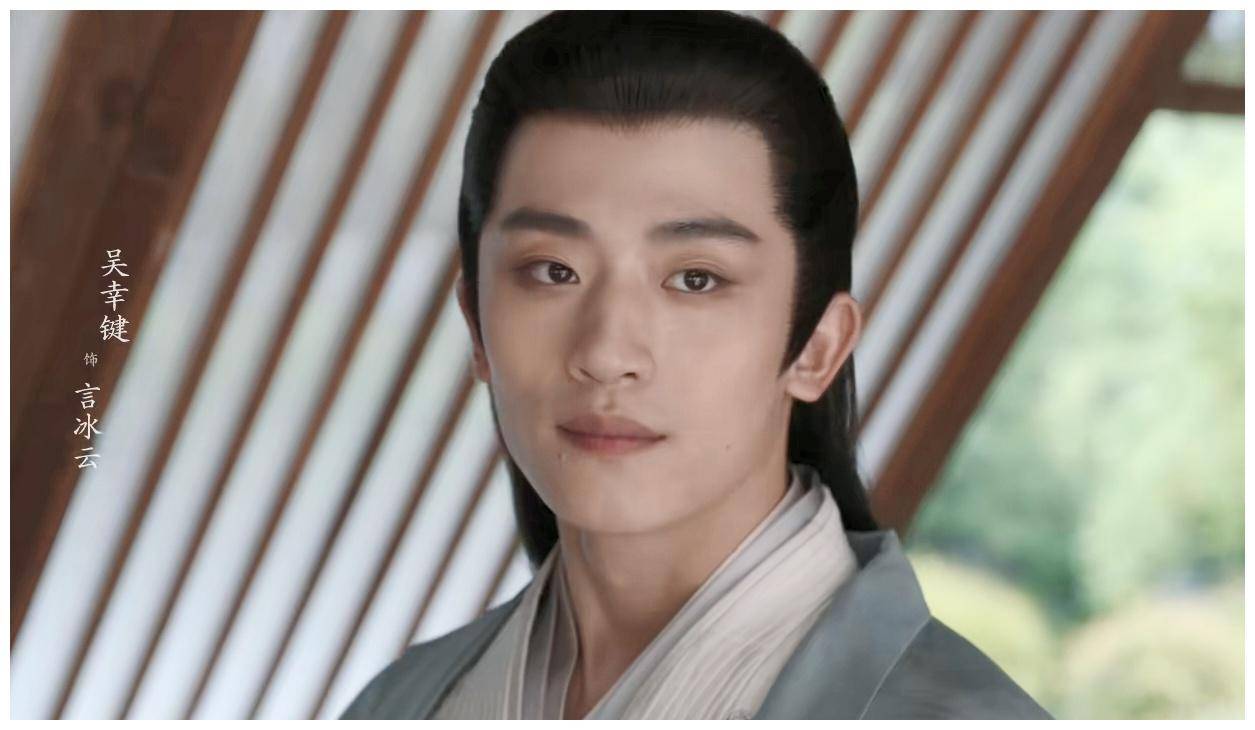 金晨也是早早的就有过亮相,一身又美又飒的红衣造型,也是非常完美的