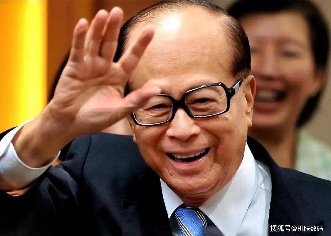 世人只知李嘉诚买下英国,不知马云买下半个印度,退休前留一手?