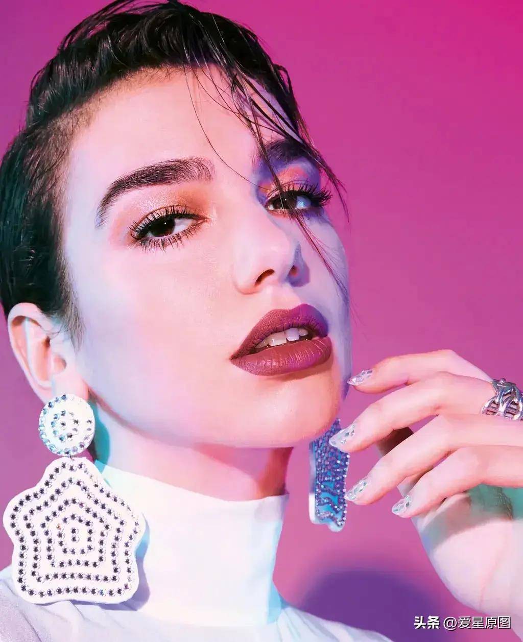 英国超模-杜阿·利帕(dualipa)写真合图_图片_文章_朋友