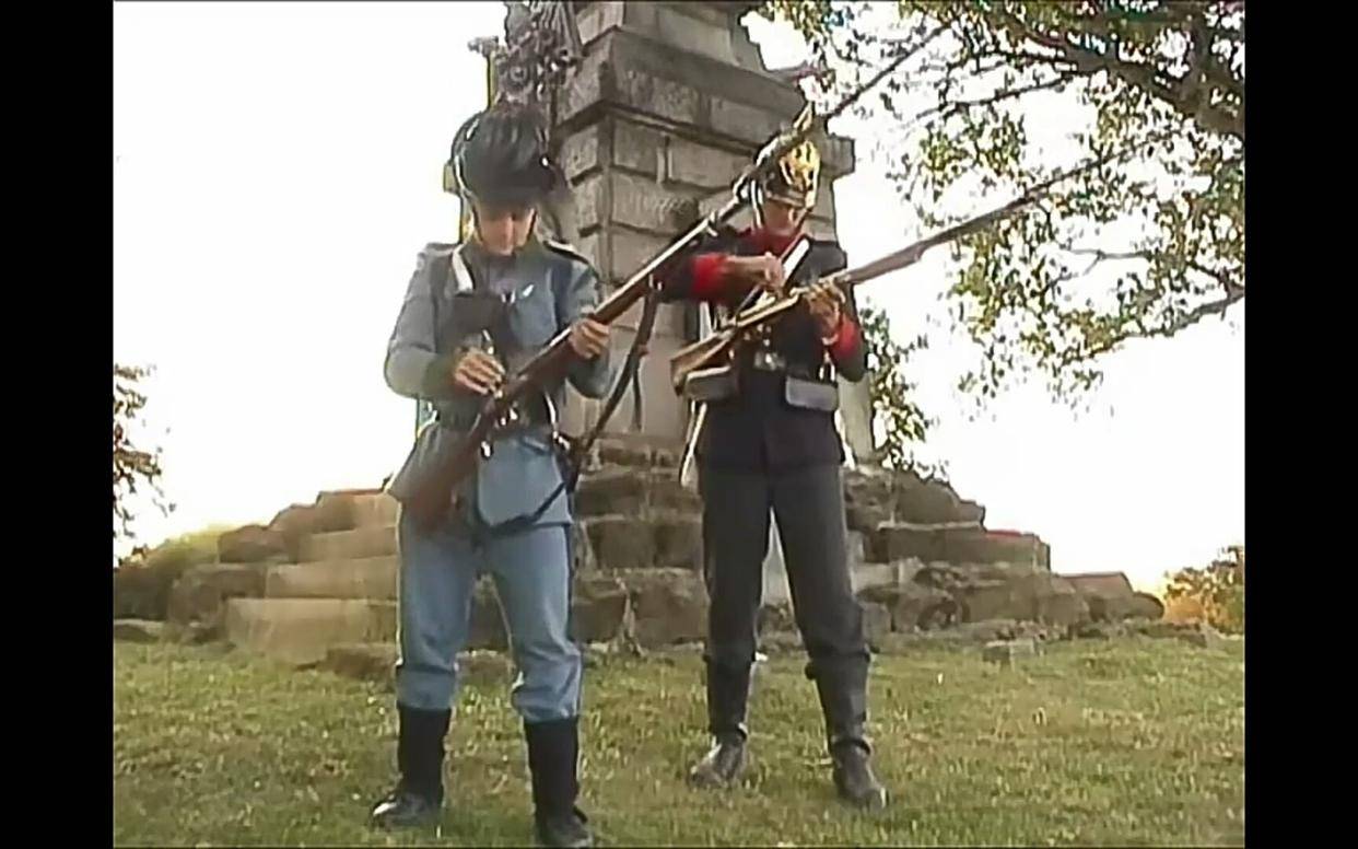 普魯士軍隊在單兵武器中廣泛裝備了性能先進的後膛槍,在重武器方面