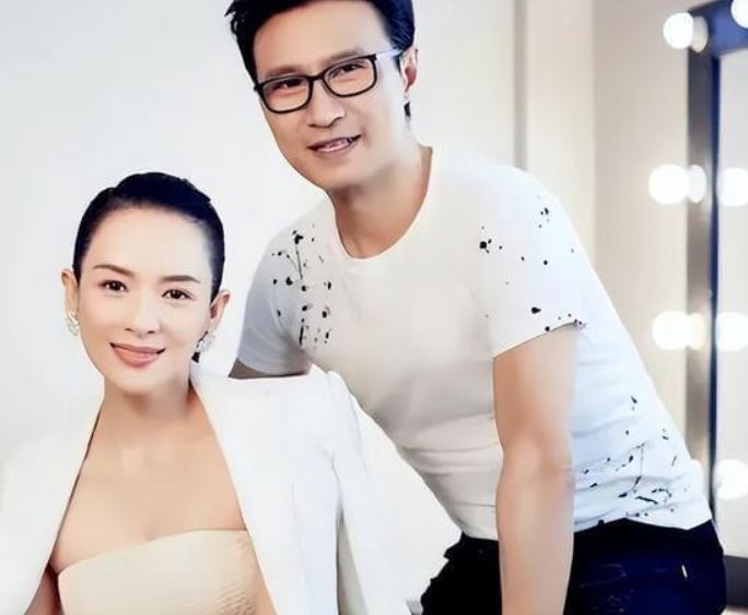 汪峰的四任妻子,有钱也比不上他的花心,美女愿意嫁他