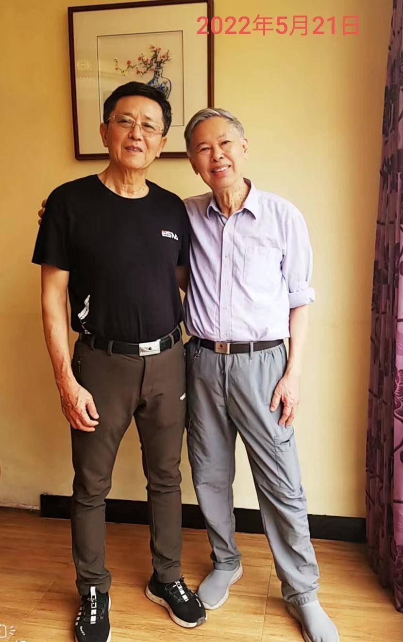 李展是笔者的知青朋友,他父亲李彦(1917-1992)是贵县榕兴街人.