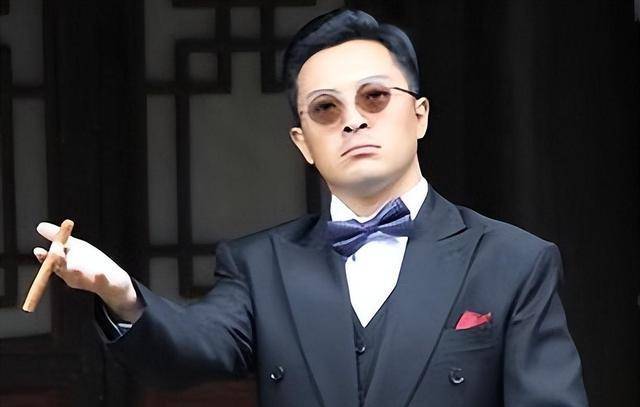 不上综艺不接广告,影帝富大龙的原则,令多少年轻演员汗颜_梦想_激励