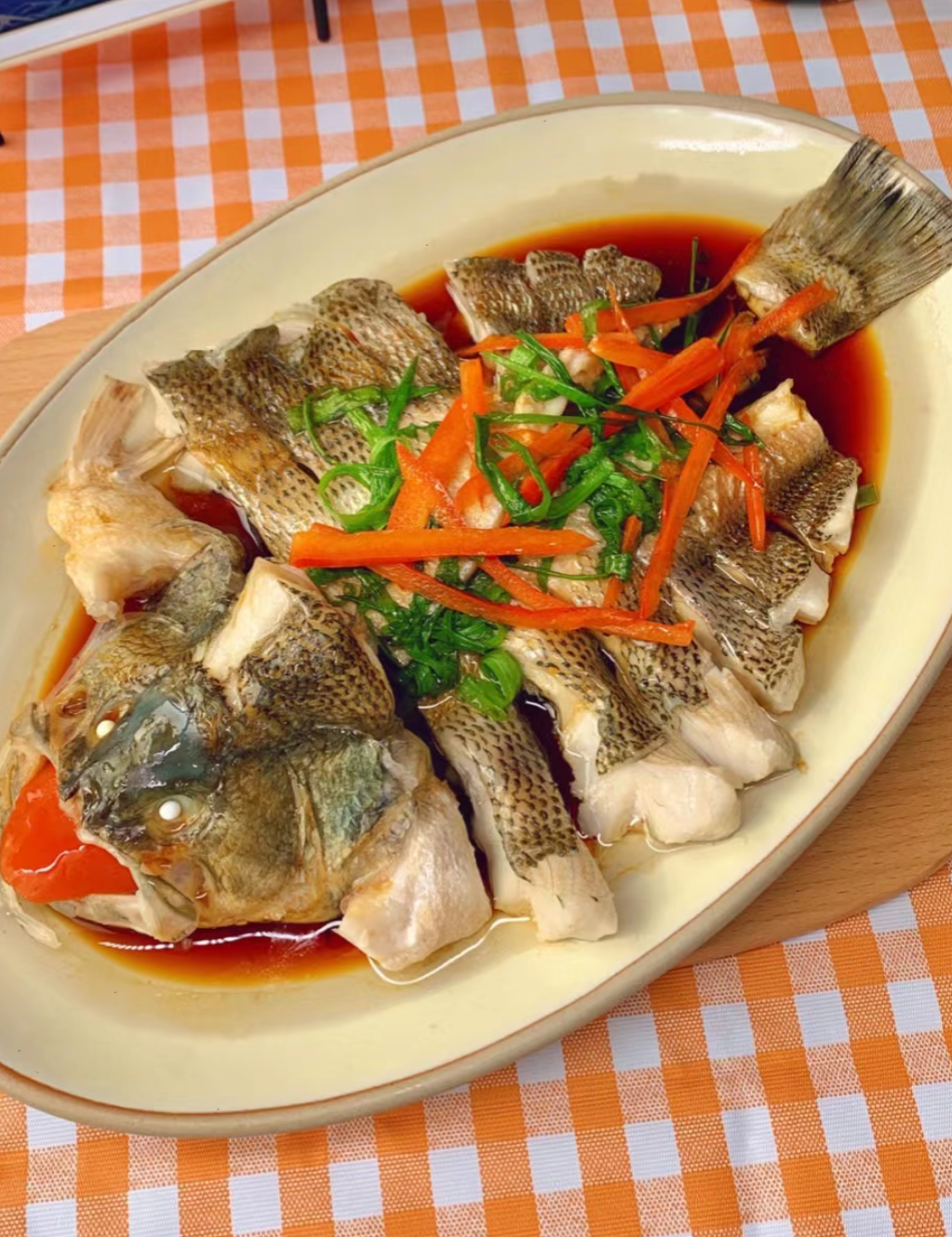 老人说的一句话,除夕吃三样,来年不怕穷,图个寓意好,你知道是哪三样?