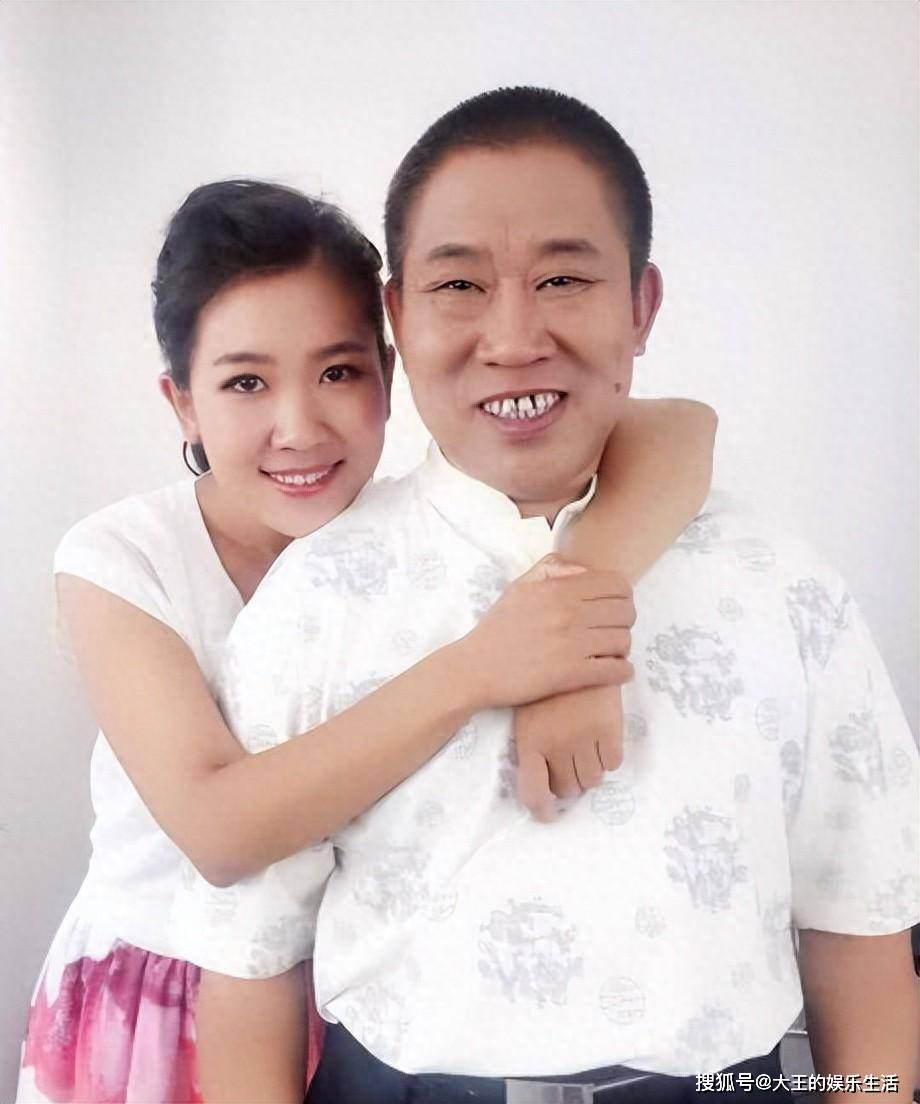 他是一级演员,因嘴歪演了一辈子h人,女儿是我们熟悉的她_杜旭东_人生