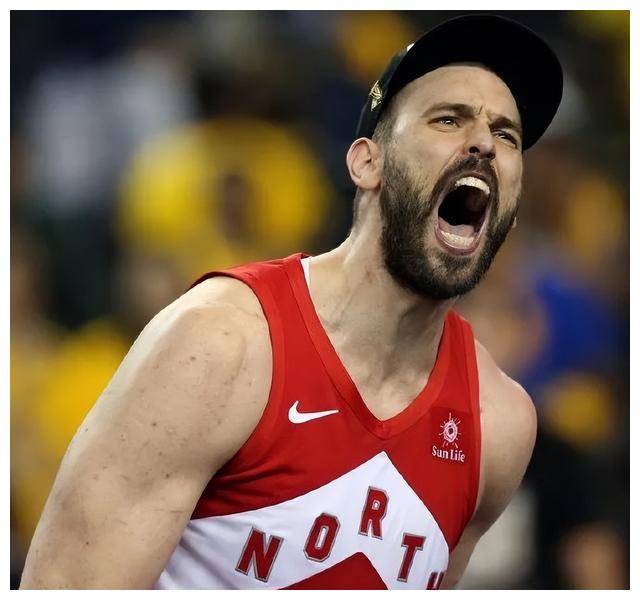 小加索尔退役 最深印象,童年英雄终谢幕_孟菲斯灰熊_球员_比赛