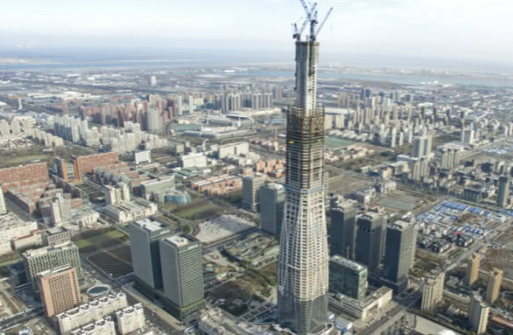 周大福滨海中心,这座高楼位于天津开发区第一大街和新城西路的交汇处