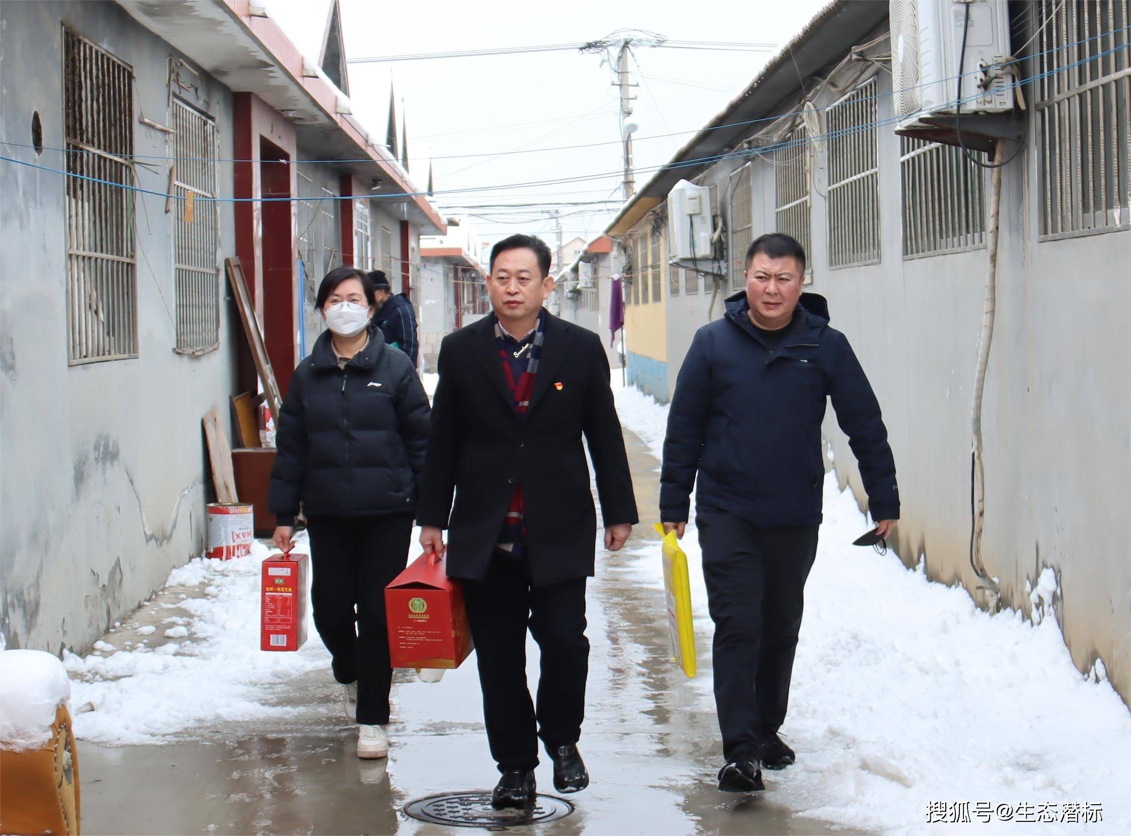 青岛仇家沟岔村:新春送温暖 节日情更浓