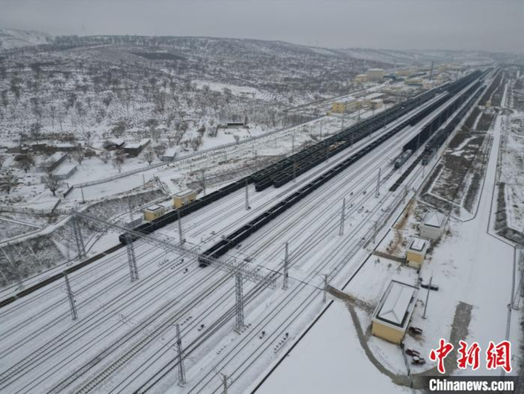 浩吉鐵路今年以來煤炭運輸突破800萬噸_中國_保障_需求