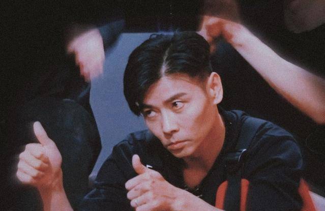 而在前几年《披荆斩棘的哥哥》当中,张晋的表现更是让不少人都觉得