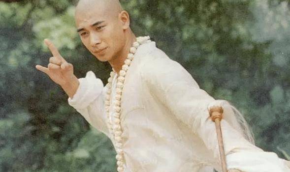 赵文卓版法海火了,《青蛇》这部豆瓣8.5的"佛经"再受!