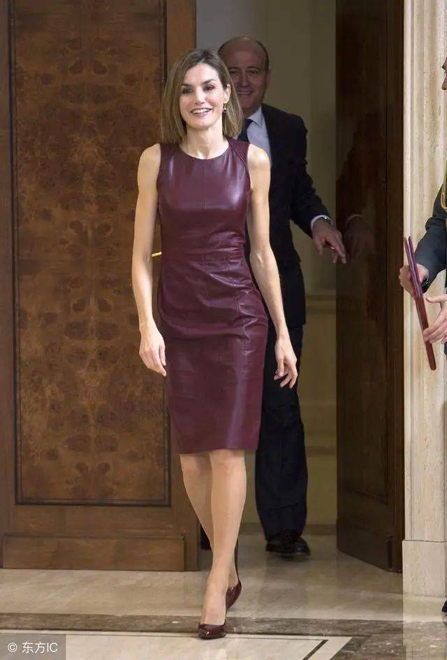 看西班牙王后的身材,才知道国王为何非她不娶,原来女神都是这样