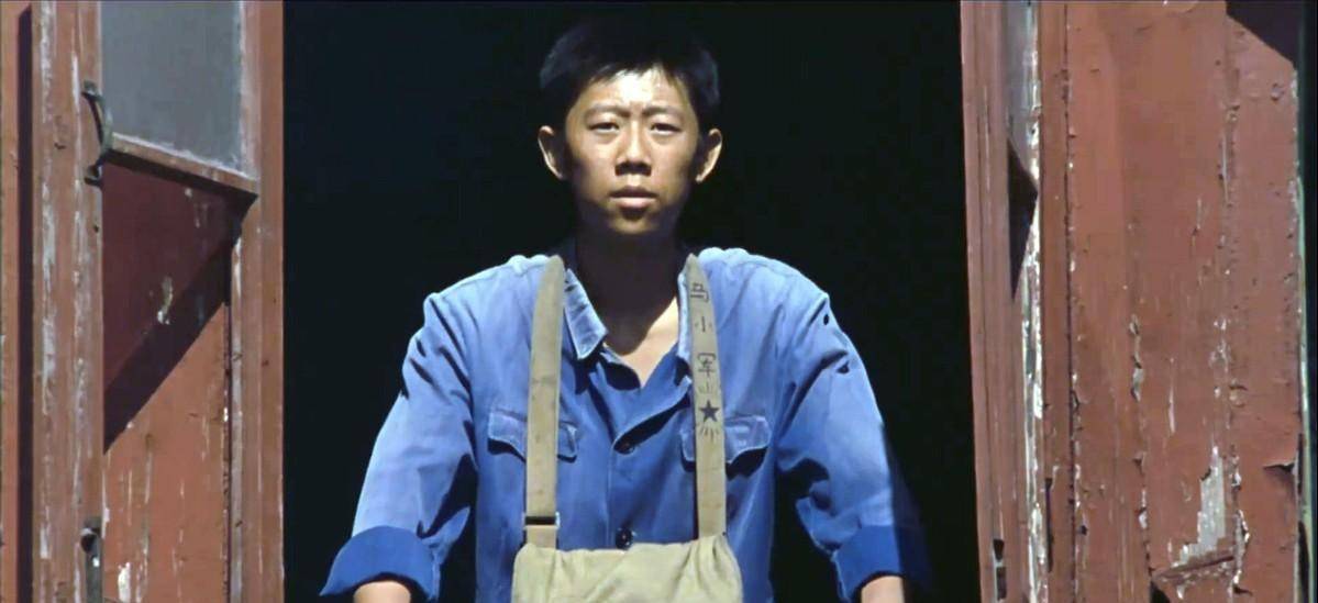 夏雨:结婚不邀请父亲,婚后与母亲明算账,妻子袁泉为他感到心疼_父母
