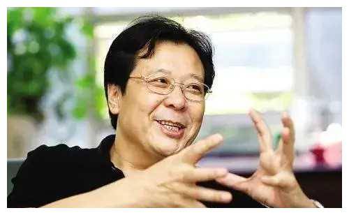 初恋陈晓旭只嫁给孙彦军,一家三口幸福美满,笑颜无边