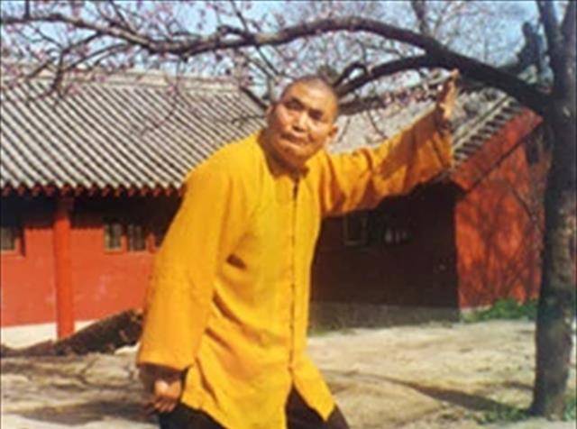 12岁出家为僧,63岁担任少林寺住持,武功盖世被称