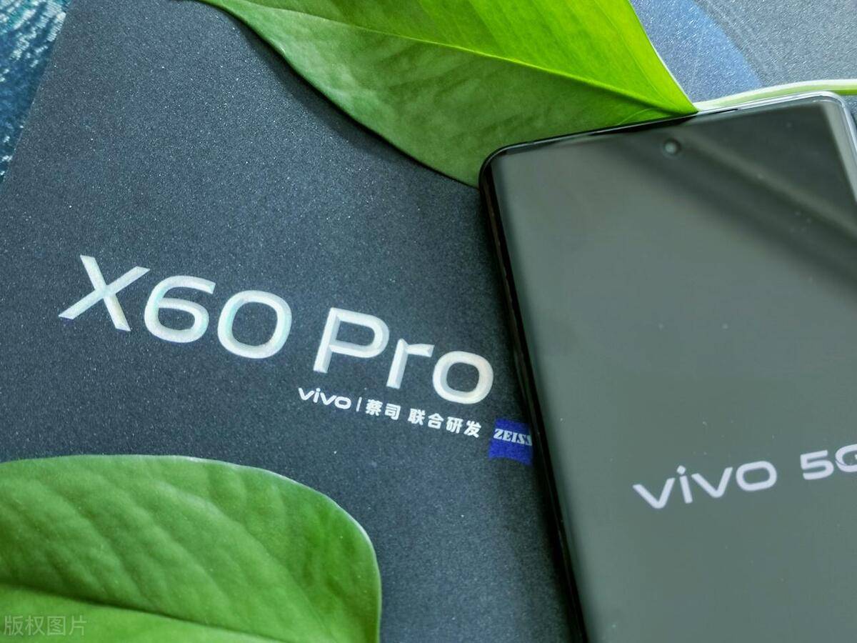 【国产三巨头】荣耀,oppo,vivo:三国鼎立的现代商战