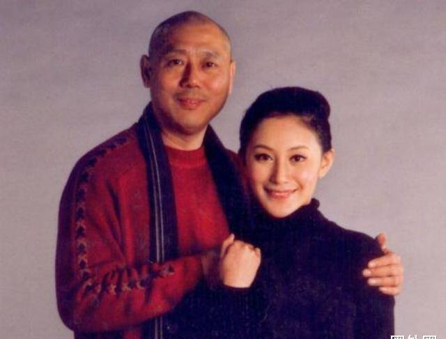 李成儒的妻子图片