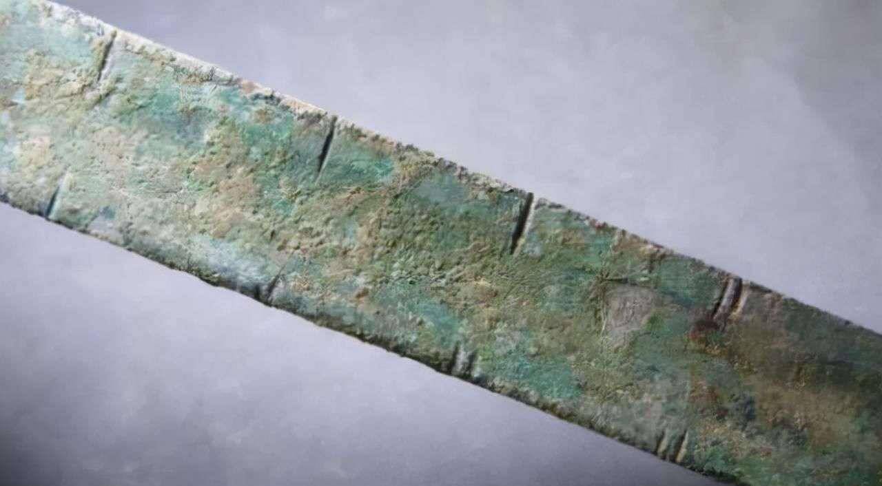 "身长九尺"的关羽,放在如今有多高?汉墓出土的汉尺揭晓答案