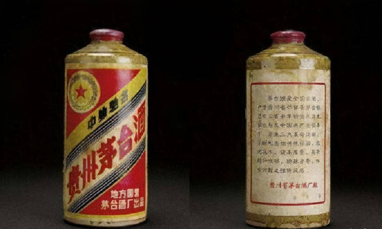 而随之而来的"酒王"则是茅台酒的宗师级人物——季克良.