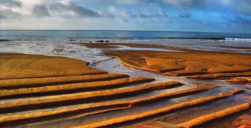 福建这座海岛不一般,一半海水一半火山,更入选中国_碑