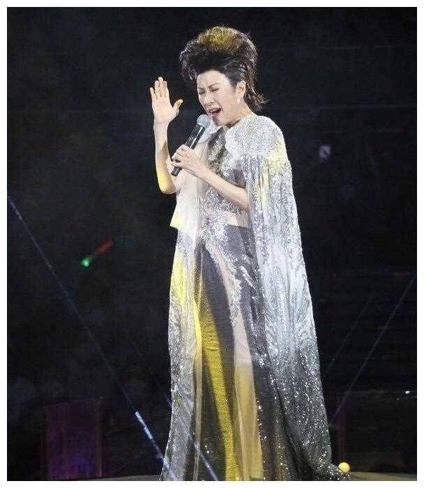 吕珊_事业_演唱会