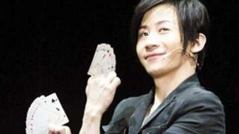 刘谦扑克牌里的奇迹_魔术_梦想_成为了