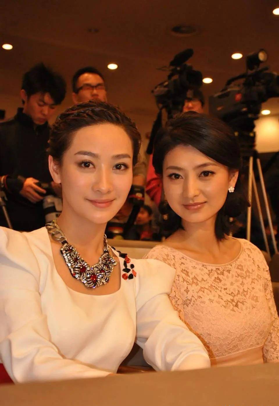 甄嬛传庆功宴旧照曝光,娘娘和各位妃嫔争奇斗艳_孙俪_蒋欣_电视剧