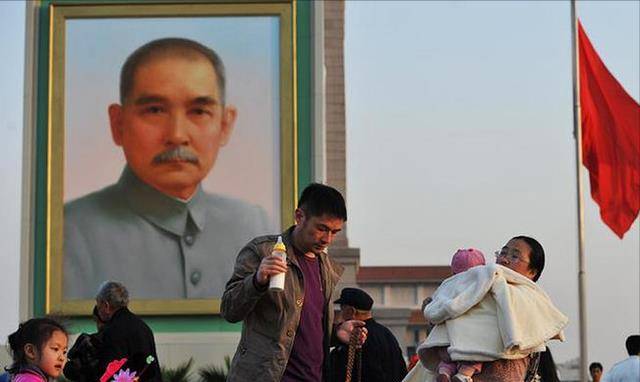 孙中山逝世前为宋庆龄留下三样遗产,记者直呼奇特,见