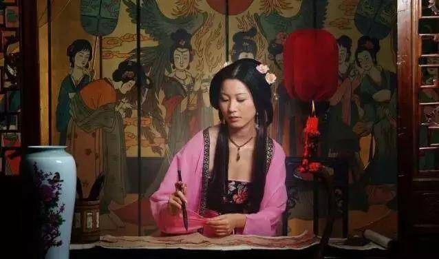 朱元璋在民间酒楼吃饭,他走后老板被处死,老板娘纳入后宫_皇帝_丈夫
