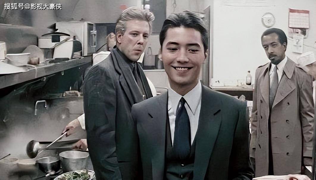 爱过陈冲,让林青霞迷恋的尊龙,为何68岁只有狗和2棵树相伴?