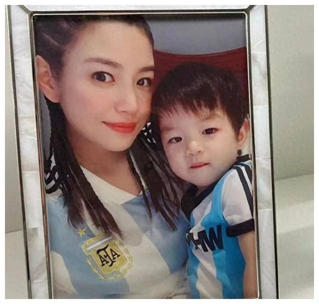 陈晓,陈妍希的儿子已经长大了,你还记得吗?_星星_保护_成长
