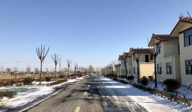 但是如果你在整个光明村转一圈,你会发现,刘强东在村子里的口碑特别好