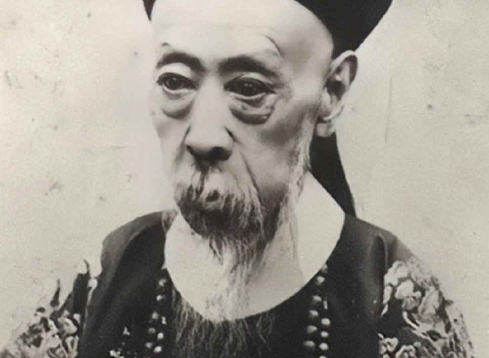 黑白照也难掩其姿色,却被慈禧