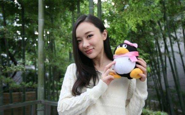明星生子特别快,杨幂刚生子就拼命拍戏,霍思燕一语道出真相_孩子_杜江