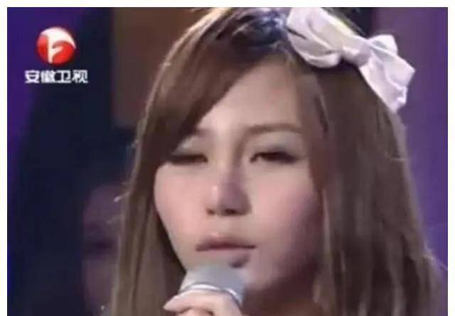 马诺:当年黑透半边天,被千夫所指的拜金女,现状如何?