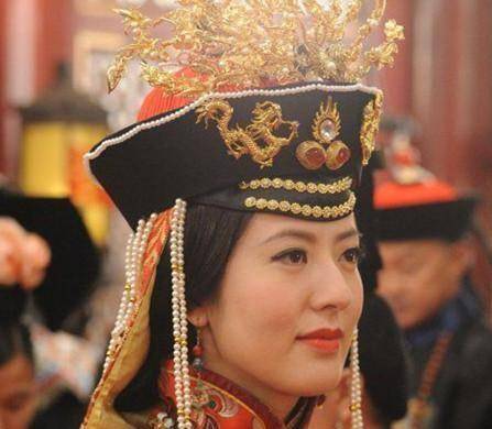 清朝最后一位蒙古皇后,生前饱受虐待,死后被开膛破肚