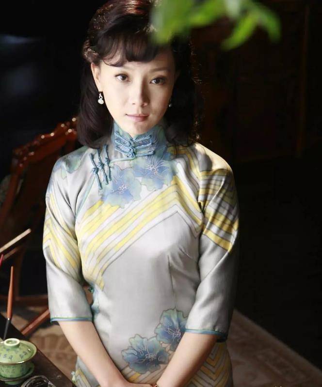 从张曼玉到袁泉,这8位"旗袍绝色"的女星,演绎经典"东方美"