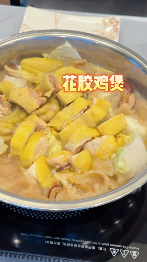 王祖蓝豪宅曝光!团年饭盛宴揭秘,海景露台令人羡慕