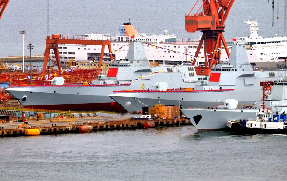 又一艘055大驱舰体完工,外观没变化,改进的升级重点到底在哪