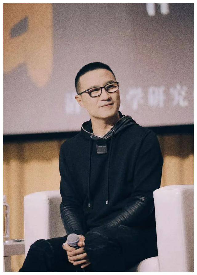 汪峰女儿vs窦唯女儿,星二代摇滚巨星对决!_音乐_窦靖童_乐坛