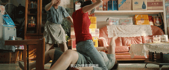 贾玲创造了自己的"天时地利人和"_乐莹_昊坤_电影