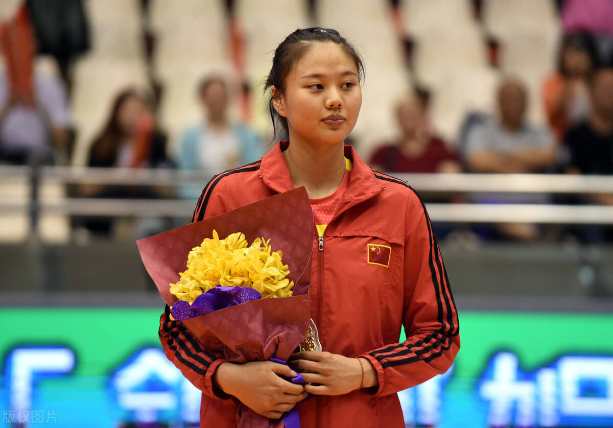 江苏女排培养接应人才的摇篮,邱爱华与龚翔宇如何领航