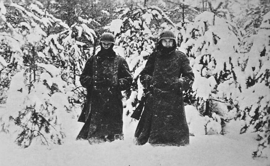 莫斯科的冬天多难熬,别说德军成了冰雕,苏军其实也扛