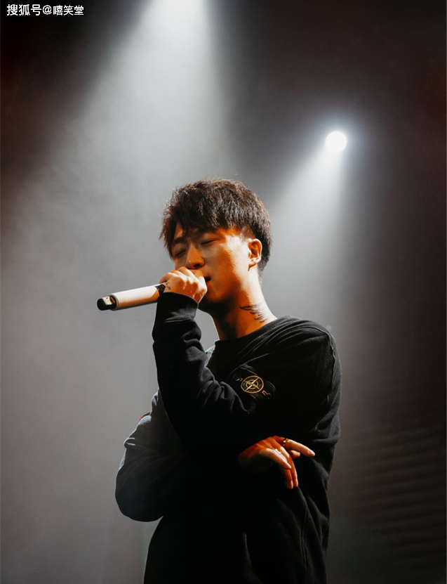 光光:红花会丁飞欠我几百万_直播_网友_讨债