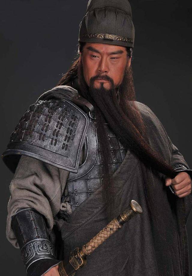 关羽败走麦城时,为何不效仿曹操割须断袍?如果效仿能逃脱吗?
