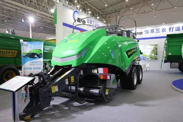 打捆机市场回顾及展望:特色机型与高端机型主导下的新