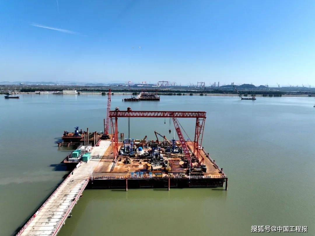 146公里,双向6车道,设计时速60公里.万