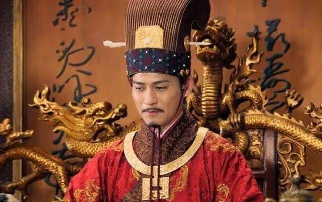 可是他也确实尽心尽力了,他在位期间,延续了他的先祖和父亲打下的繁荣