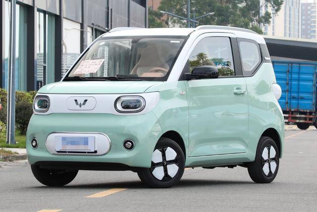 五菱宏光miniev续航升级,第三代马卡龙卷出新高度