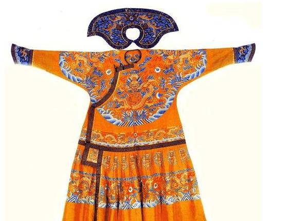 古代皇帝总是穿龙袍,却基本上不清洗,这是为什么?_时候_裁衣服_穿着